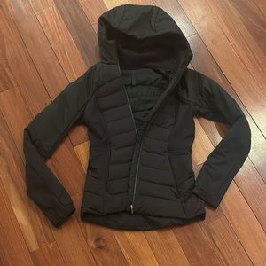 Lululemon women’s running puffer